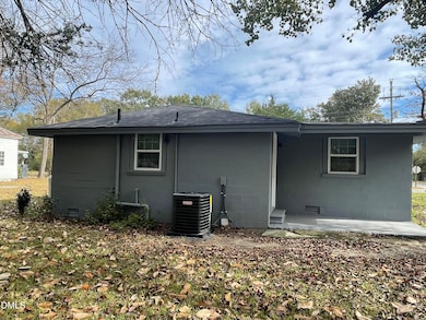 312 S Wooten St, La Grange, NC 28551 - photo 2