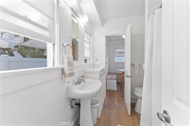 1724 E 8th St, Long Beach, CA 90813 - photo 7