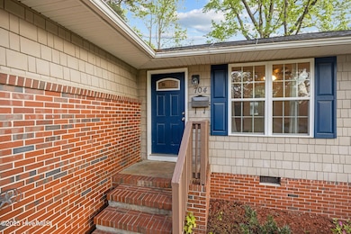 704 Davis St, Jacksonville, NC 28540 - photo 2