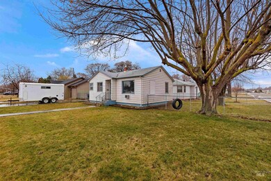 1103 E Clark Ave, Nampa, ID 83686 - photo 2