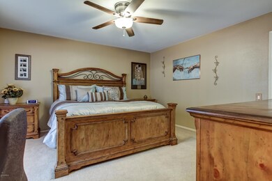 1108 W 2nd Av Mstr BR (3)