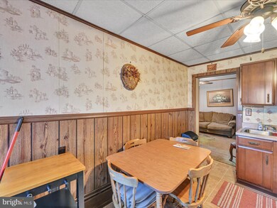 12 S 2nd St, Saint Clair, PA 17970 - photo 7