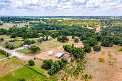 521 Hereford Rd, Poolville, TX 76487 - photo 3