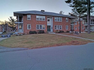 11 Minnowbrook Ave, Delmar, NY 12054 - photo 2