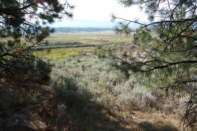Gentle Knoll to Take Advantage of the Views