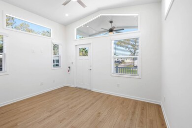 12121 Vonn Rd unit 501, Largo, FL 33774 - photo 6