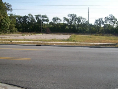 2642 S Main St, Elkhart, IN 46517 - photo 3