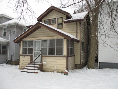 1712 E Ganson St, Jackson, MI 49202 - photo 2