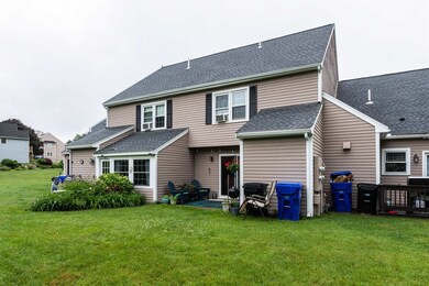 34 Riviera Rd, Hudson, NH 03051 - photo 4