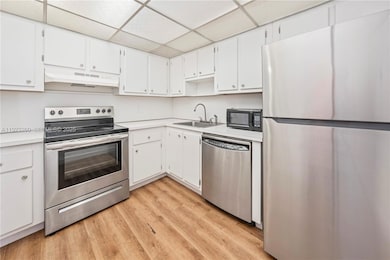 1300 NE Miami Gardens Dr unit 512E, Miami, FL 33179 - photo 7