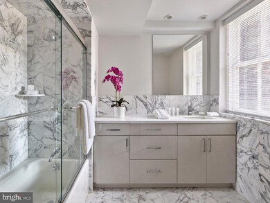 135 S 18th St unit PENTHOUSE, Philadelphia, PA 19103 - photo 5