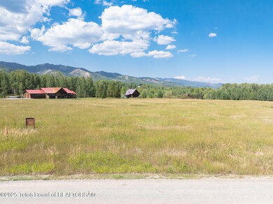 9966/9944 Hiddenwaters Ln, Victor, ID 83455 - photo 6