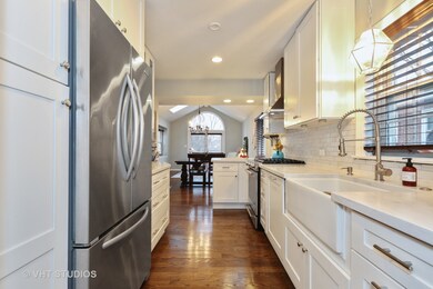 208 E Crescent Ave, Elmhurst, IL 60126 - photo 4