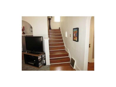 Stairway. Easy steps to 2nd floor