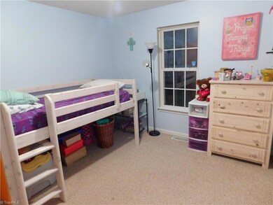 944 Uwharrie St, Asheboro, NC 27203 - photo 7