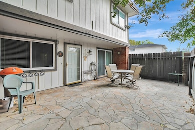 12024B Mighty Oak Dr, Houston, TX 77066 - photo 6