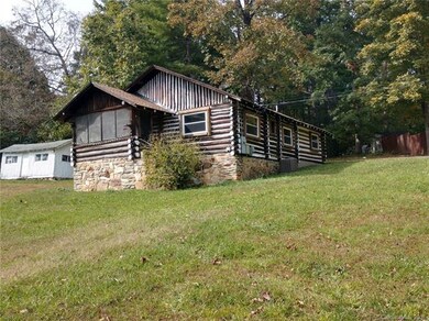 2579 Chimney Rock Rd, Hendersonville, NC 28792 - photo 2