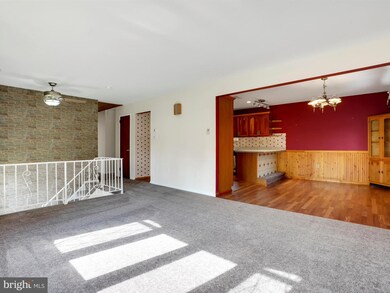 243 Maple Blvd, Orwigsburg, PA 17961 - photo 7