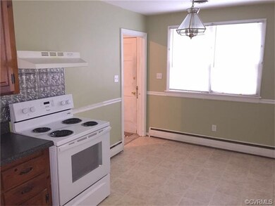 9810 Gardenia Dr, Henrico, VA 23228 - photo 4