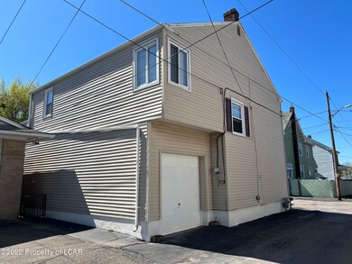 624 Rear Garage