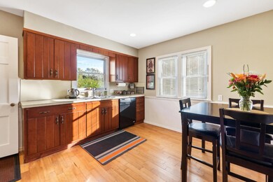 792 Myrtle Ave, Holland-9