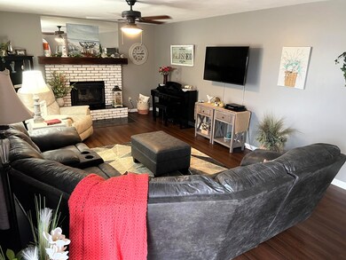 110 Lakeshore Dr, Kimberling City, MO 65686 - photo 5