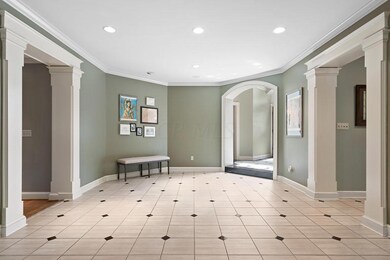 3900 Stonewater Drive-6-SMALL