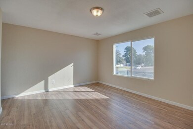 12830-N-38th-Ave-14