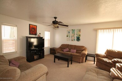 3835 Fairfax Ave, Farmington, NM 87402 - photo 4