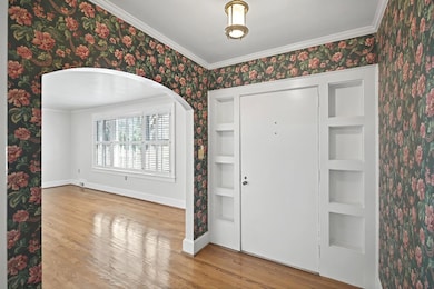 Foyer  Front Door 7x6
