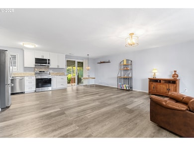 301 S Everest Rd, Newberg, OR 97132 - photo 2