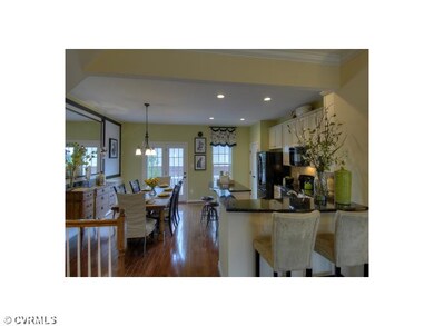 Kitchen - COUNTRY KITCHEN AND DN RM