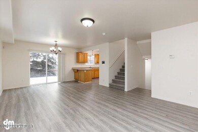 04-Living Room 20220202-DW-6746