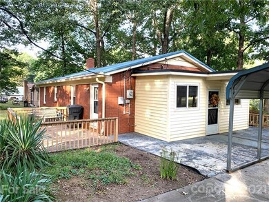 114 Roger Dr, Statesville, NC 28625 - photo 3