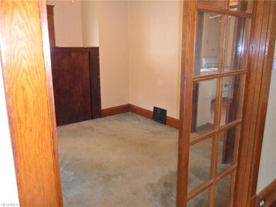 Large Bedroom