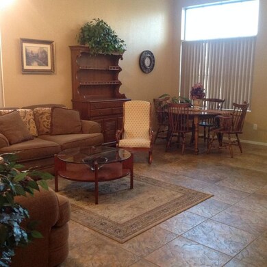 Formal Dining/Living Rm