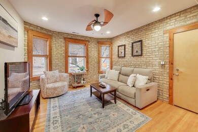 1671 W Farwell Ave unit 2N, Chicago, IL 60626 - photo 5