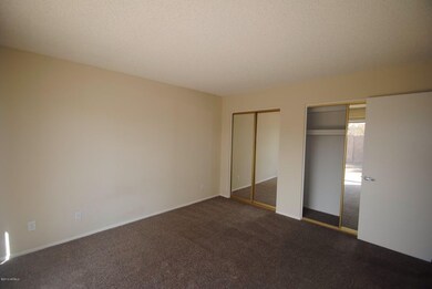 4228 N 81st Dr, Phoenix, AZ 85033 - photo 3