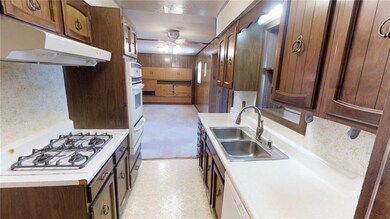 5809 Manila Dr, El Paso, TX 79924 - photo 5