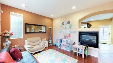 15037 Roxford St unit 9, Sylmar, CA 91342 - photo 3