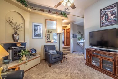 631 Cerrillos Dr, Farmington, NM 87401 - photo 6