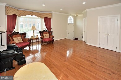 4550 Fair Valley Dr, Fairfax, VA 22033 - photo 4