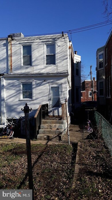 8 Cherry St, Darby, PA 19023 - photo 5