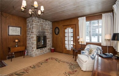 Another view of the sun room, including the workin