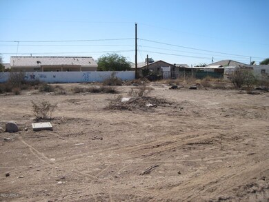 5235 E Santa Clara Lot 128