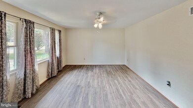 7014 Carmae Rd, Sykesville, MD 21784 - photo 7