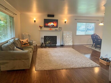 3656 Traverse St, Redding, CA 96002 - photo 2