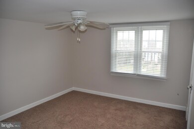 424 Westbridge Rd, Glenolden, PA 19036 - photo 6