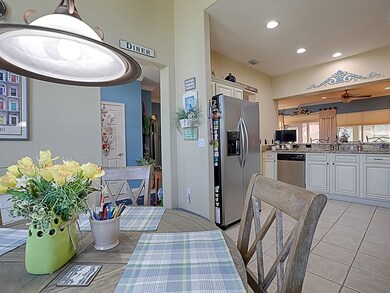 Kitchen Eating Area