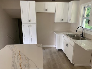 3211 Thrasher Cir, Decatur, GA 30032 - photo 3